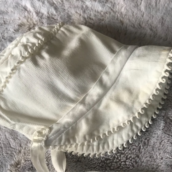 Infant / Toddler Bonnet - Picture 3 of 5